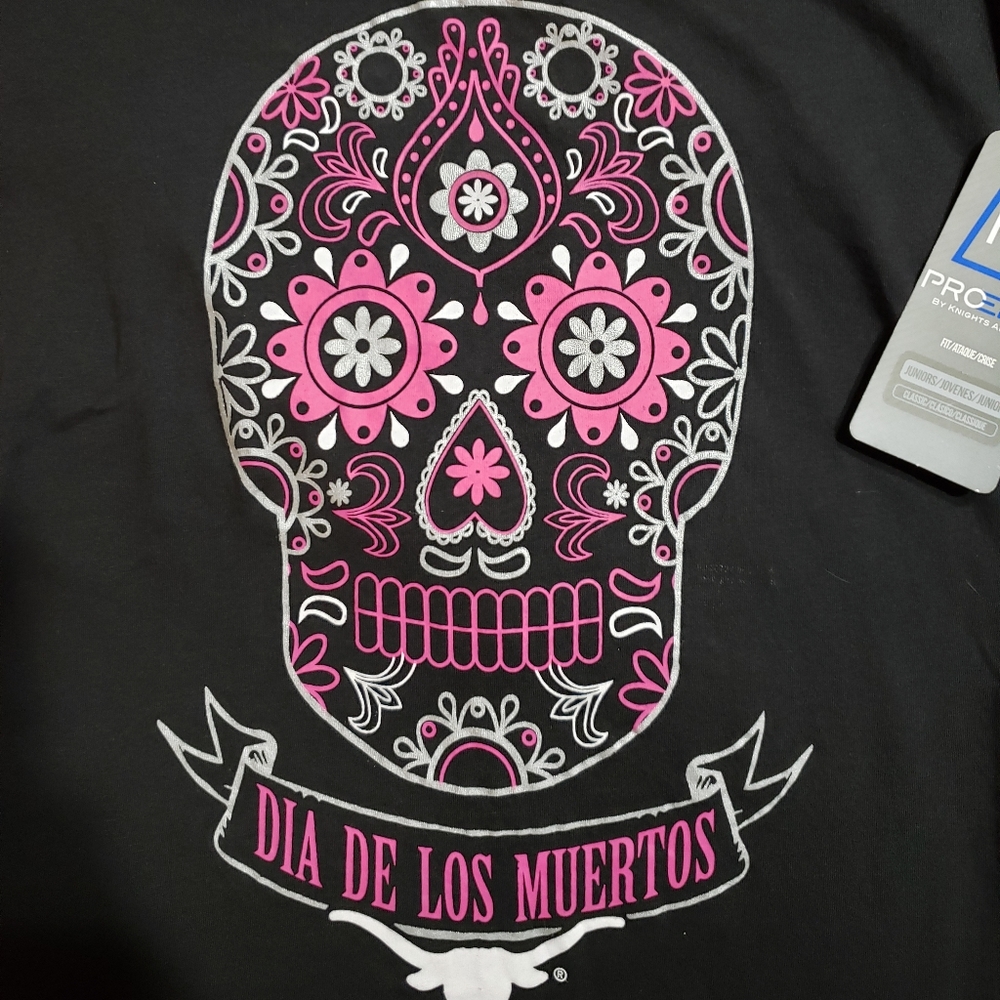 University of Texas dia de Los muertos shirt